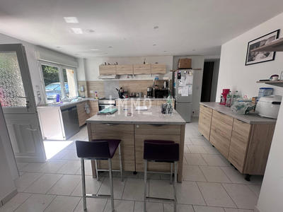 Maison - 129 m² - 6 pièces