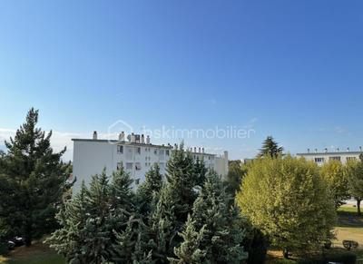 Appartement - 63 m² - 4 pièces