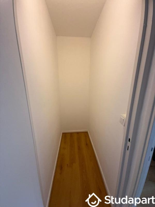 Chambre - 12 m² - 1 pièce