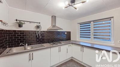 Maison - 91 m² - 5 pièces