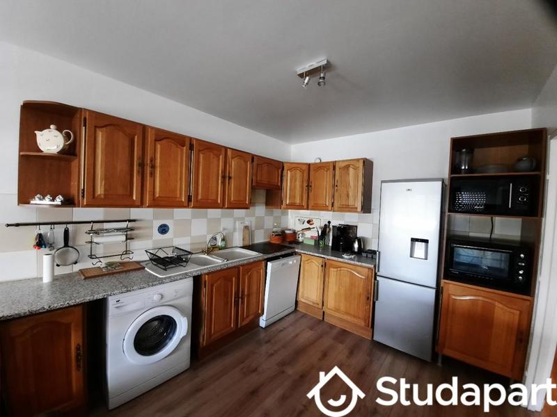 Chambre - 12 m² - 1 pièce