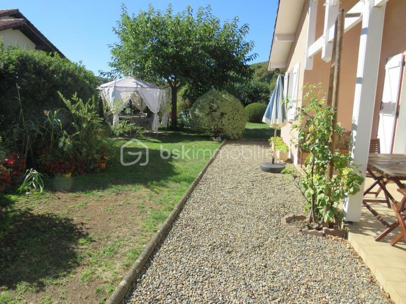 Maison - 81 m² - 3 pièces