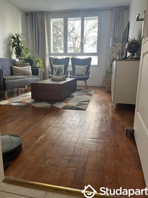 Chambre - 9 m² - 1 pièce