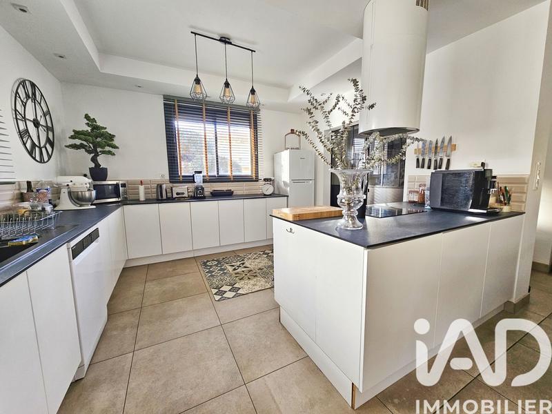 Maison - 106 m² - 4 pièces