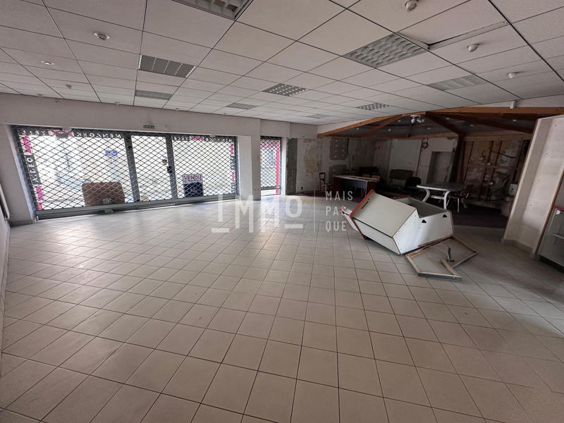 Maison - 180 m² - 7 pièces