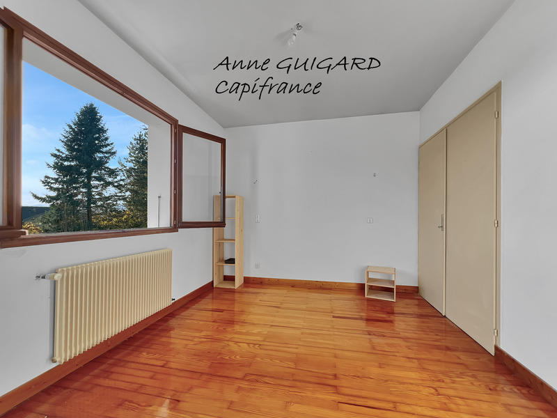 Maison - 134 m² - 7 pièces