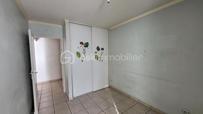 Appartement - 90 m² - 3 pièces