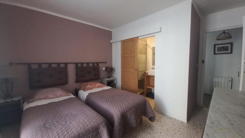 Maison - 209 m² - 8 pièces