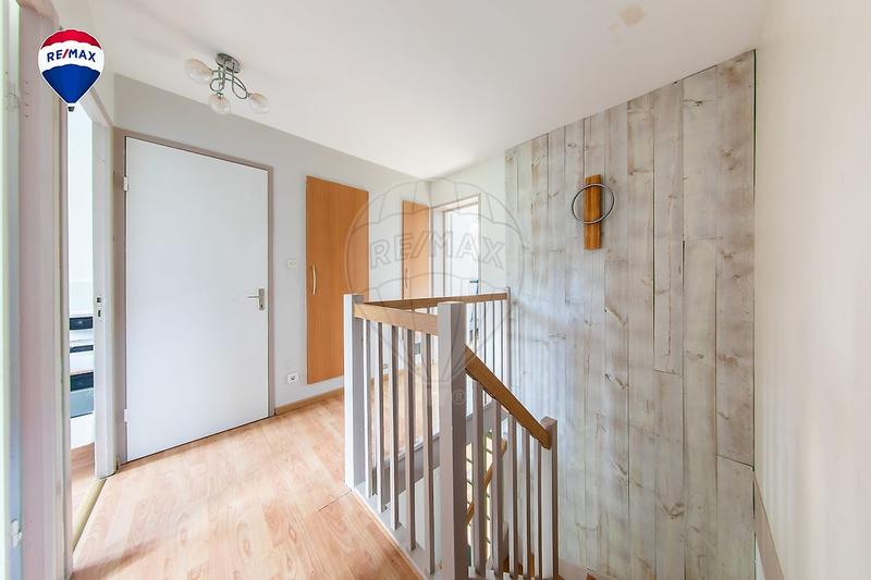 Maison - 100 m² - 6 pièces