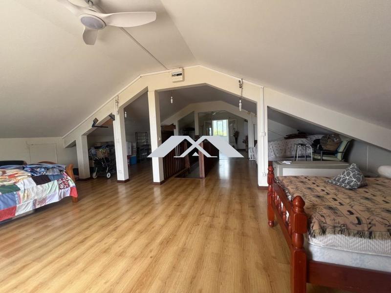 Villa - 270 m² - 9 pièces