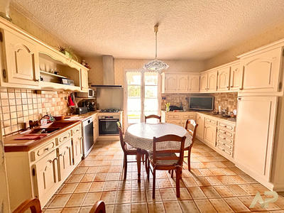 Maison - 121 m² - 4 pièces