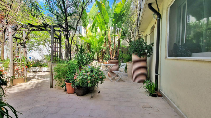 Immeuble - 13 pièces