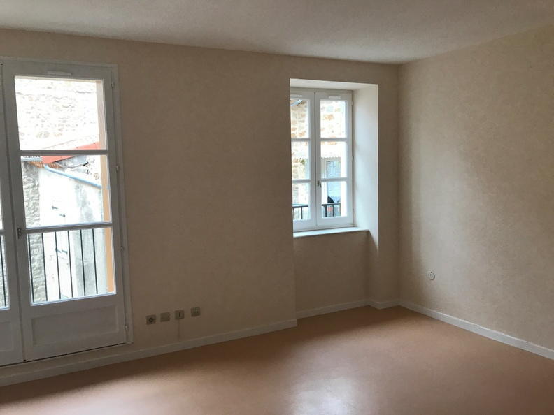 Appartement - 65 m² - 3 pièces