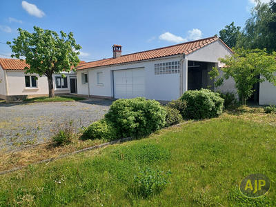 Maison - 113 m² - 5 pièces