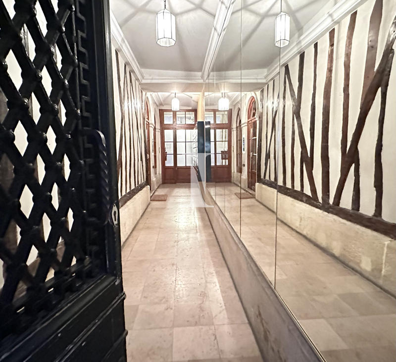 Appartement - 85 m² - 3 pièces