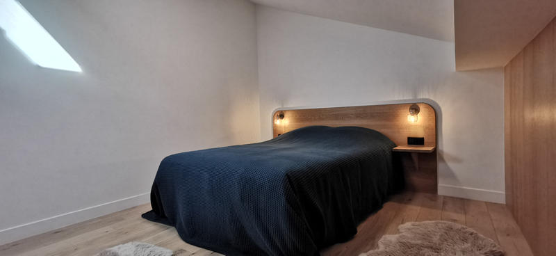 Maison - 200 m² - 8 pièces