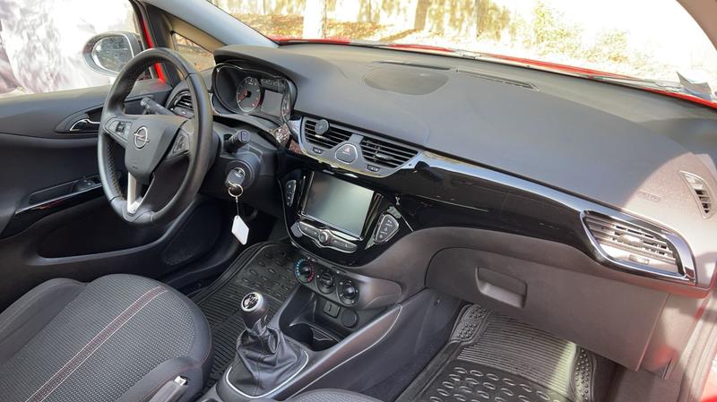 Opel Corsa V 1.4 90 Black Edition