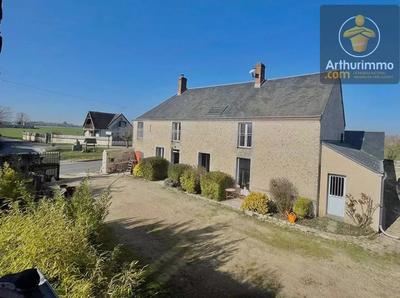 Maison - 214 m² - 5 pièces