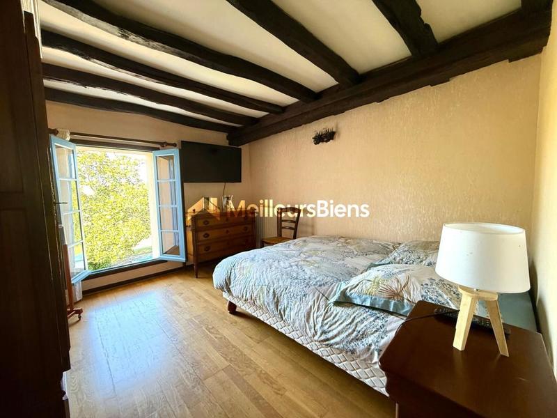 Maison - 248 m² - 7 pièces