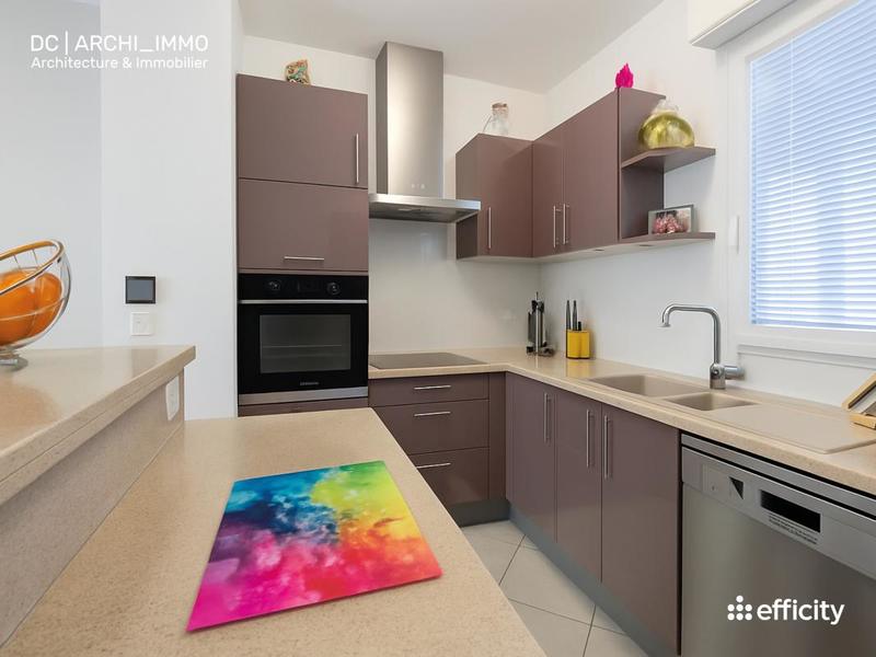 Appartement - 97 m² - 4 pièces