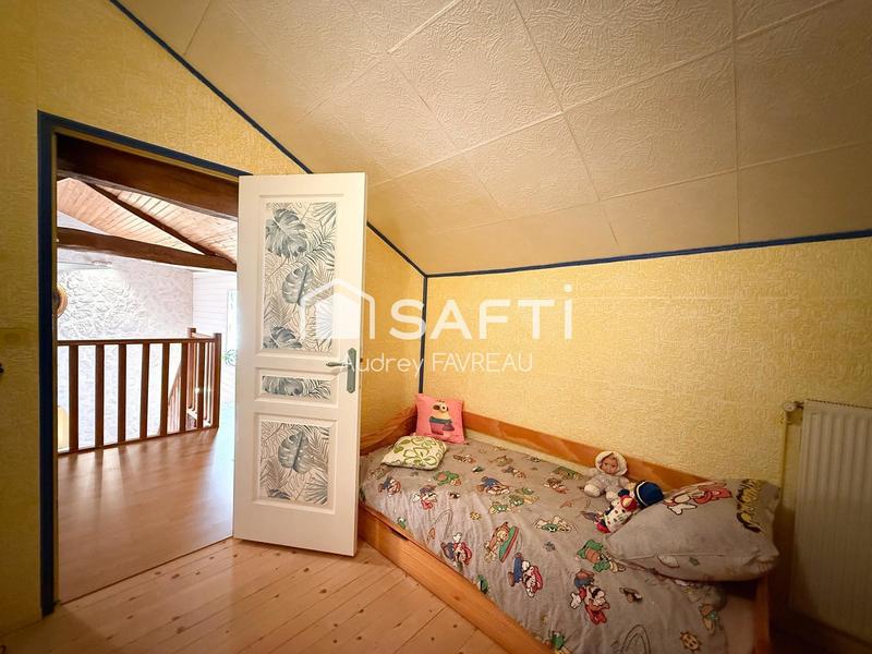 Maison - 182 m² - 6 pièces