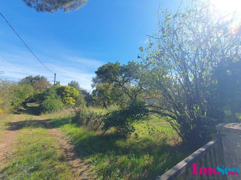 Terrain industriel - 3 323 m²