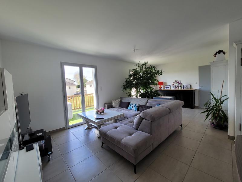 Maison - 95 m² - 4 pièces