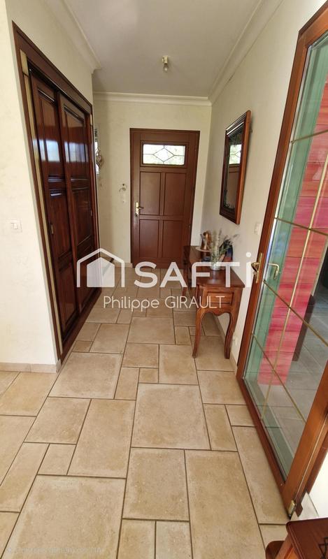 Maison - 246 m² - 7 pièces