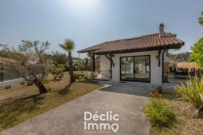 Maison - 140 m² - 7 pièces