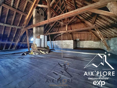 Appartement - 210 m² - 1 pièce