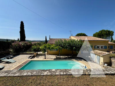 Maison - 247 m² - 7 pièces