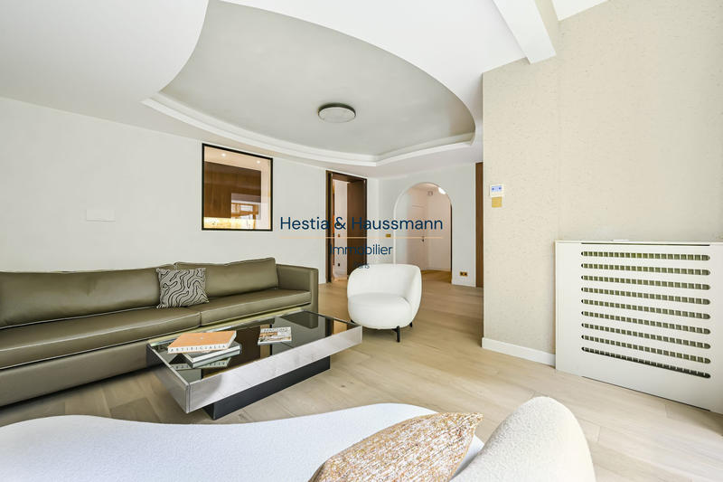 Appartement - 150 m² - 3 pièces