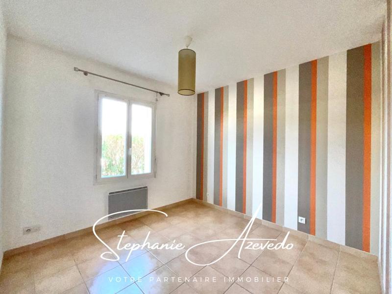 Villa - 90 m² - 4 pièces