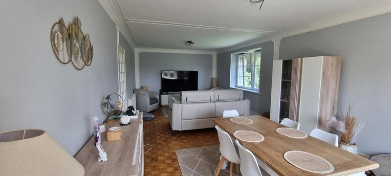 Maison - 139 m² - 8 pièces