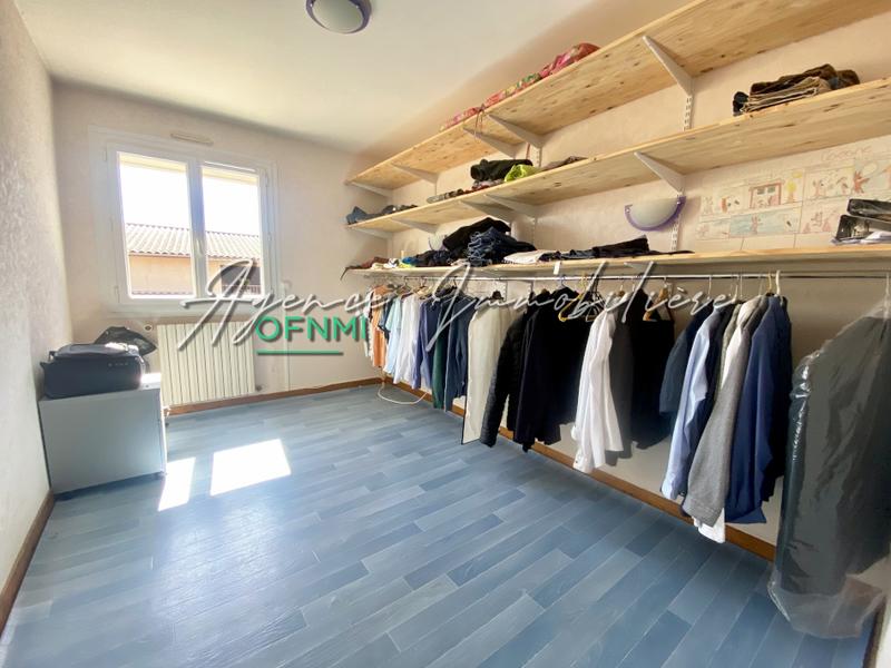 Maison - 365 m² - 5 pièces