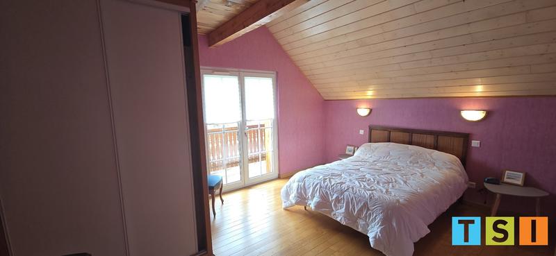 Maison - 195 m² - 7 pièces