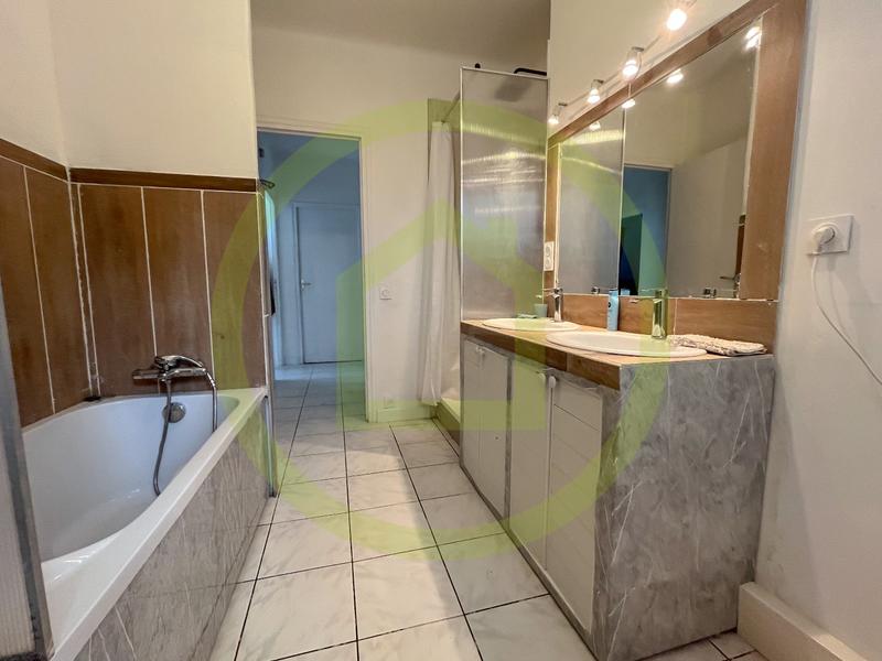 Appartement - 71 m² - 4 pièces