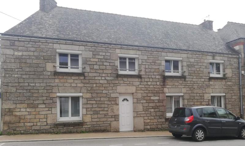 Maison en pierre - 121 m² - 5 pièces