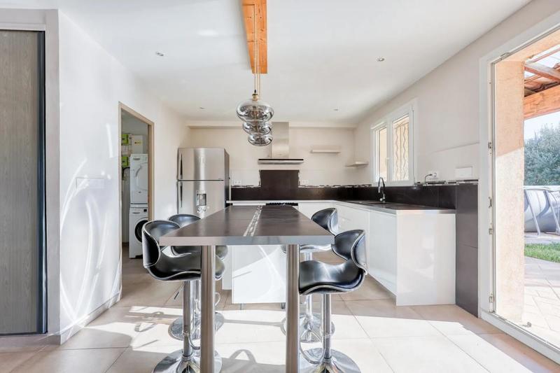 Appartement - 130 m² - 5 pièces