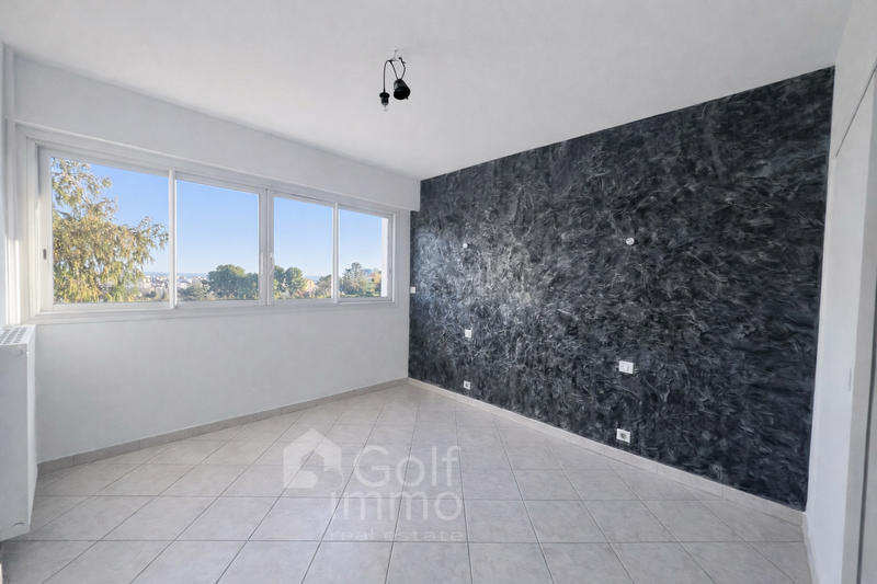 Appartement - 69 m² - 4 pièces