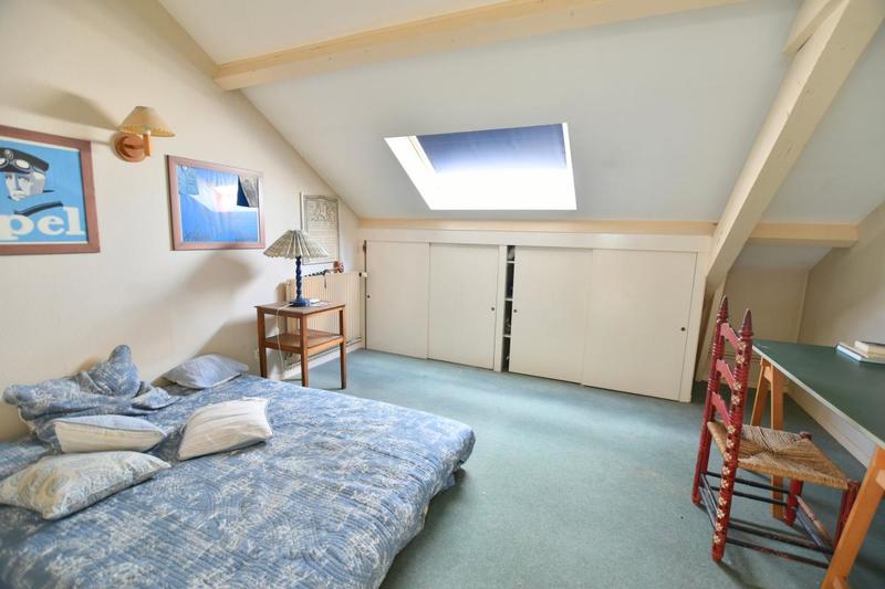 Maison - 200 m² - 6 pièces