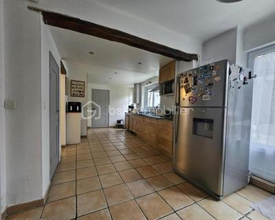 Maison - 152 m² - 7 pièces