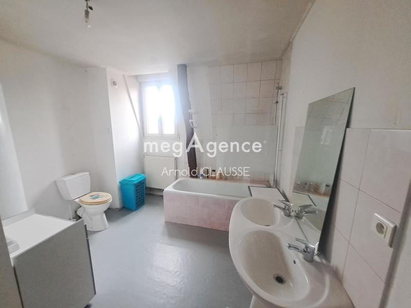 Maison - 217 m² - 11 pièces