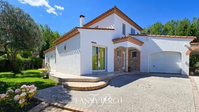 Villa - 194 m² - 6 pièces