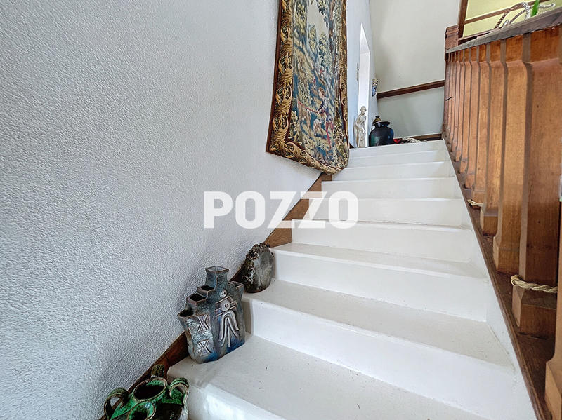 Maison - 160 m² - 5 pièces