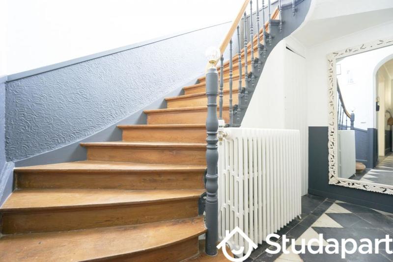 Chambre - 13 m² - 1 pièce