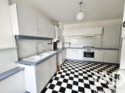 Appartement - 188 m² - 8 pièces