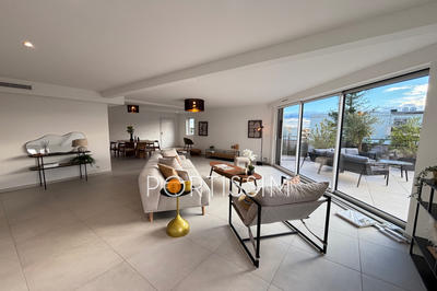 Appartement - 132 m² - 4 pièces