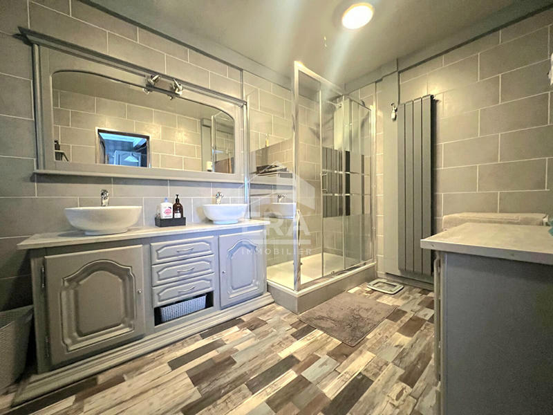 Maison - 128 m² - 6 pièces