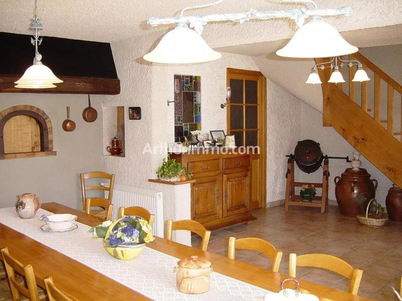 Maison - 195 m² - 6 pièces